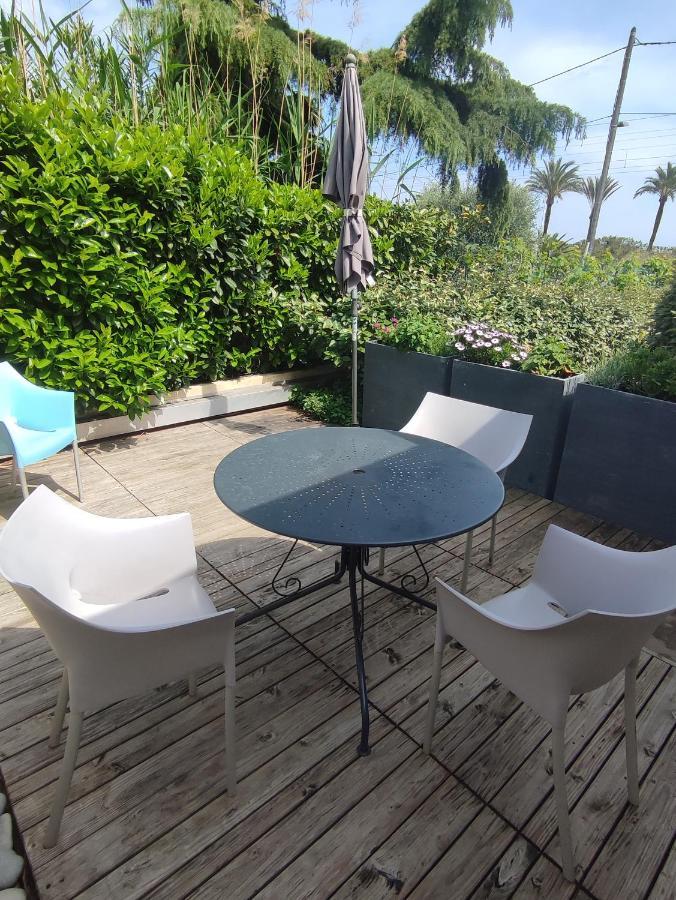 Studio Golfe Juan, Plages, Parking, Climatisation Apartment Vallauris Exterior foto